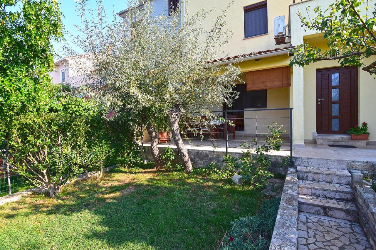 Apartments Bor Медулин Екстериор снимка